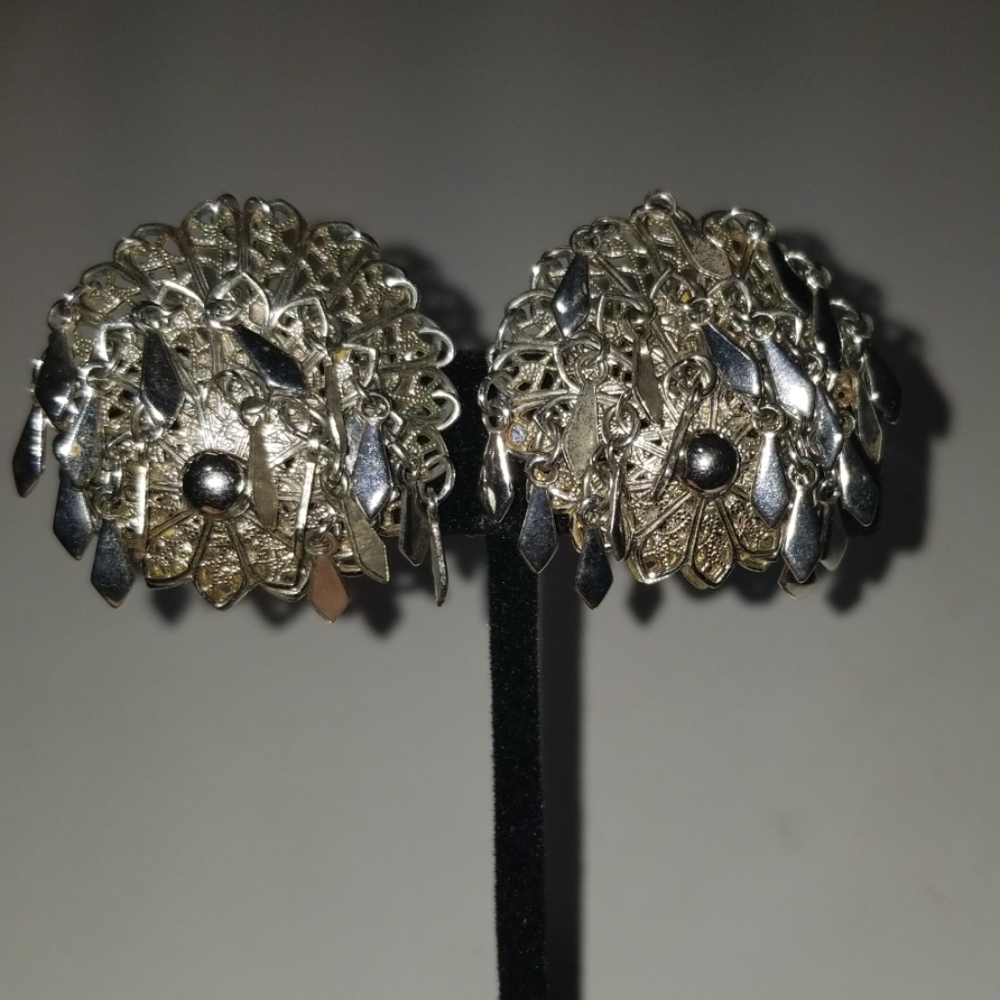 Vintage clip-on earrings
